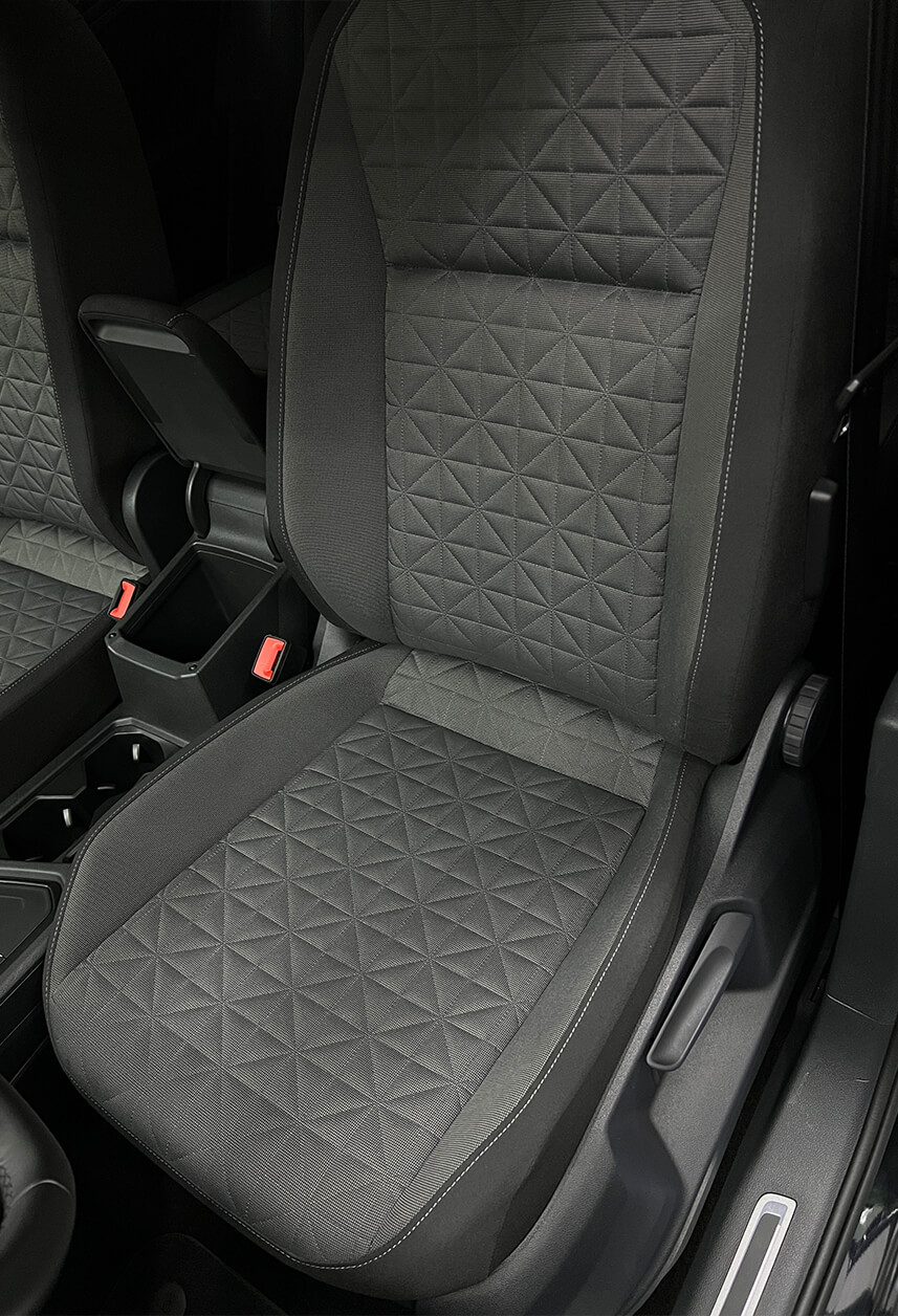 Full detailing enterijera Niš 2 Auto Oaza Full Detailing Enterijera 3